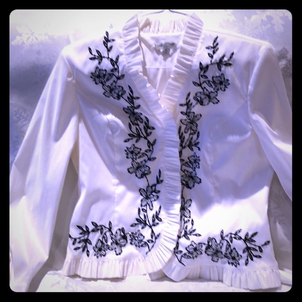COLDWATER CREEK VINTAGE Ruffle Blouse